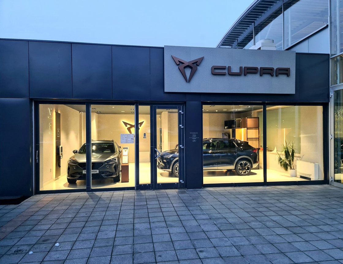 20230203_170334 (003).jpg