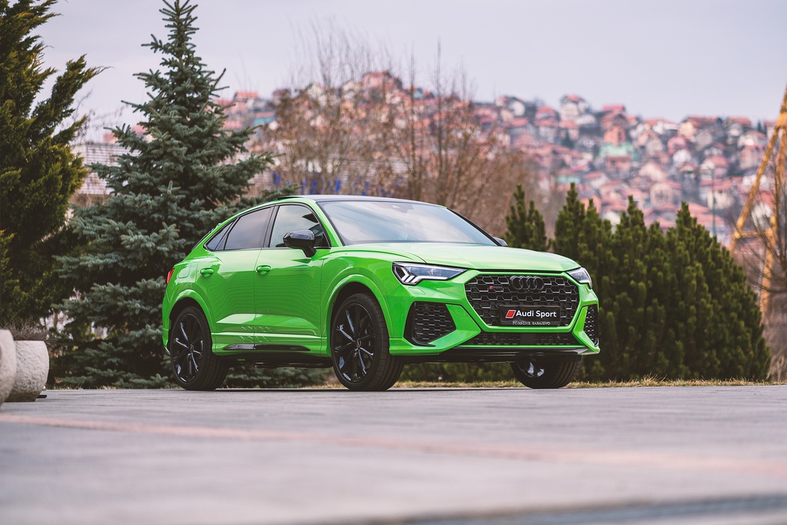AUDI RSQ3
