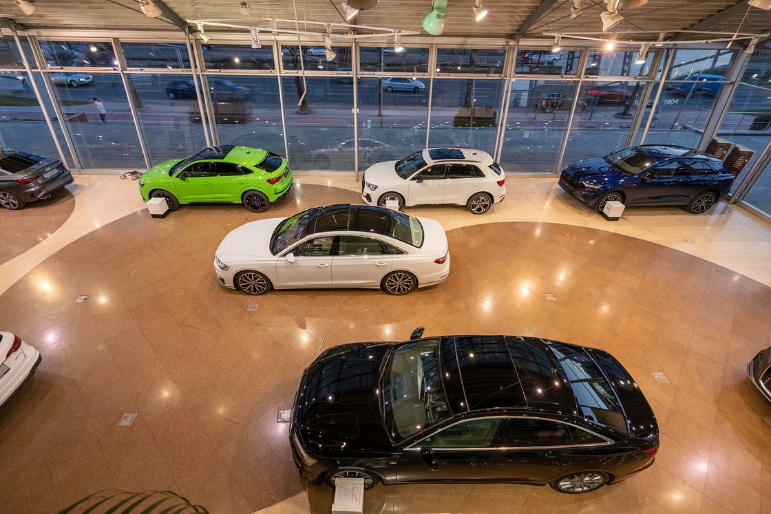 AUDI salon unutrašnjost