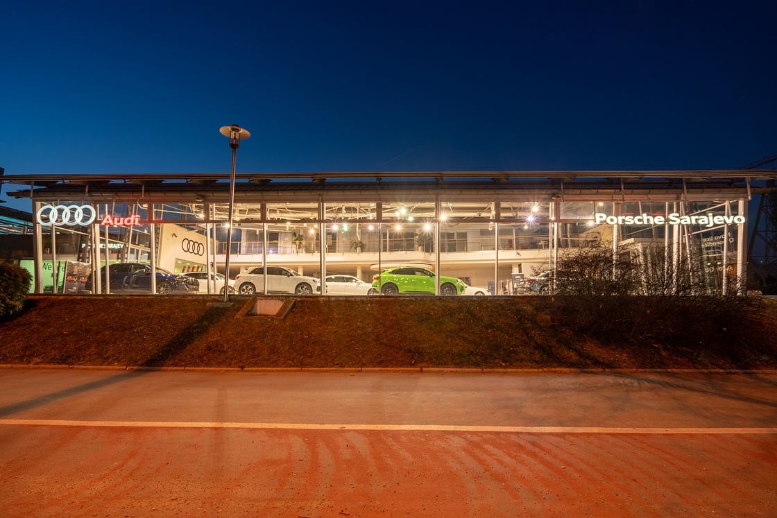 AUDI salon vanjski izgled