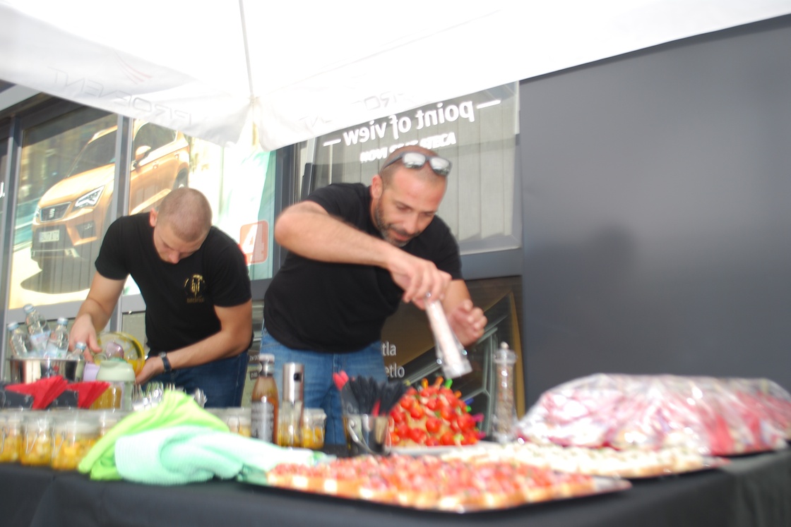 Tiki Superfood- cetering